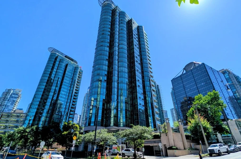 Condo for sale at 202 588 Broughton Street Vancouver British Columbia - MLS: R3151108