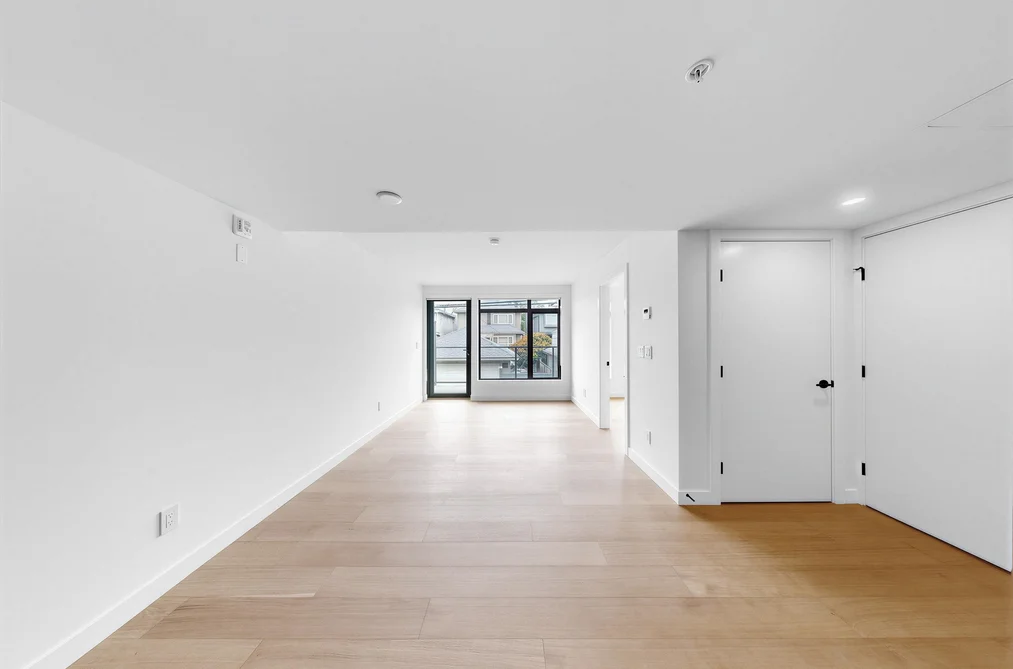 202 6485 MANITOBA STREET, Vancouver BC V5Y 0P7, Vancouver BC — Residential for Sale - Photo 2