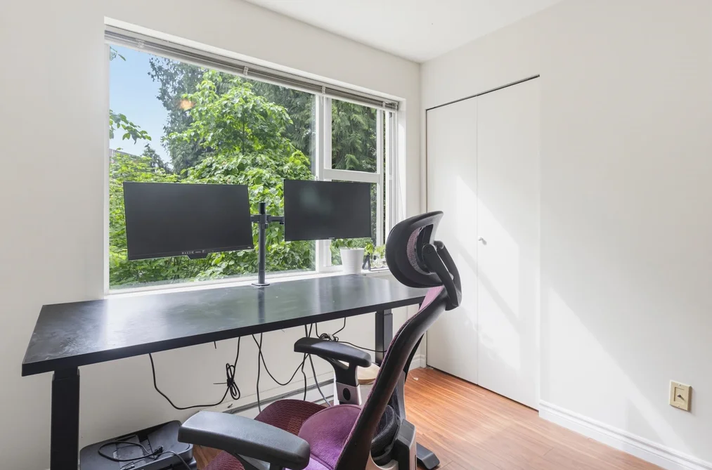 202 6888 SOUTHPOINT DRIVE, Burnaby, BC — Residential for Sale — Photo 10 of 16