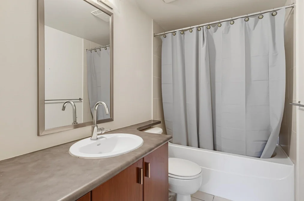 202 6888 SOUTHPOINT DRIVE, Burnaby, BC — Residential for Sale — Photo 14 of 16