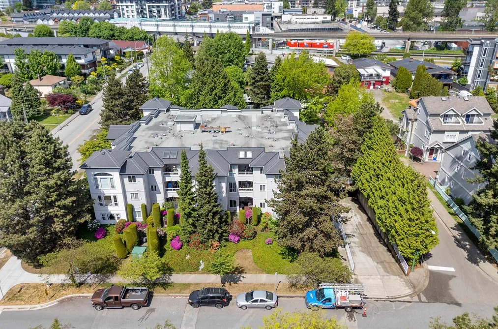 202 7188 ROYAL OAK AVENUE, Burnaby BC V5J 4J4, Burnaby BC — Residential for Sale - Photo 2