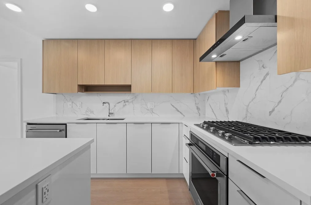 202 7769 PARK CRESCENT, Burnaby BC V3N 0J7, Burnaby BC — Residential for Sale - Photo 7
