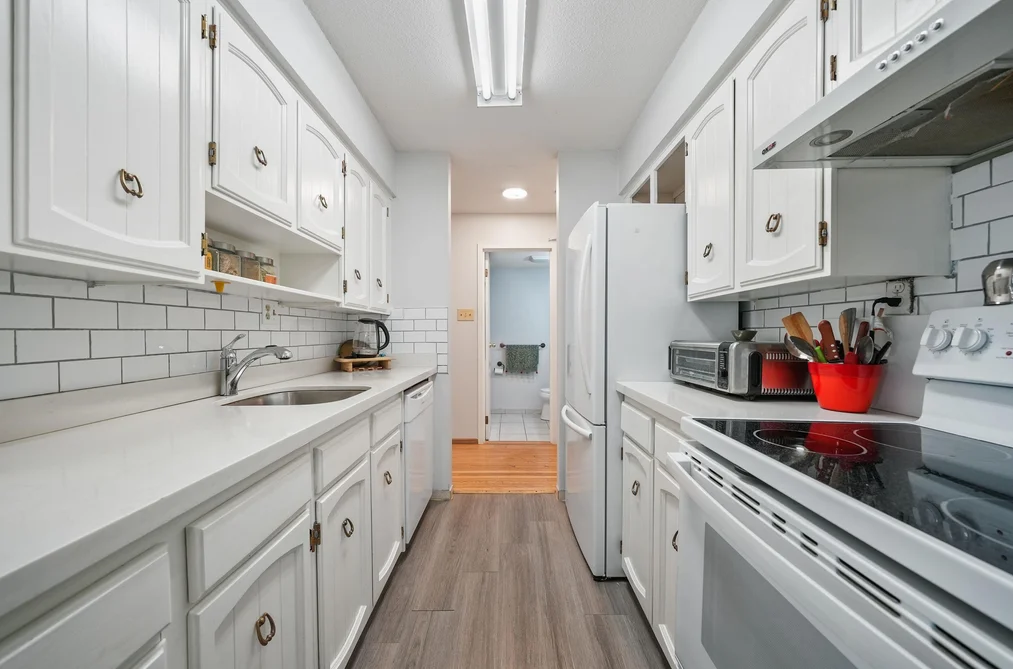 Condo for sale at 202 8770 Laurel Street Vancouver British Columbia - MLS: R3088291