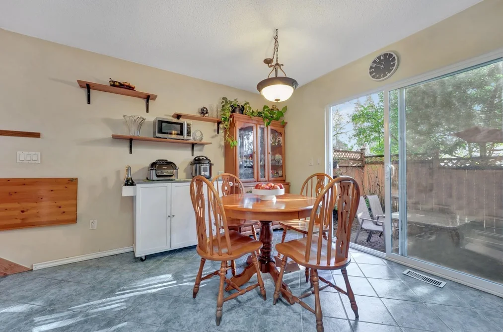 202 BALMORAL PLACE, Port Moody BC V3H 4B9, Port Moody BC — Residential for Sale - Photo 7