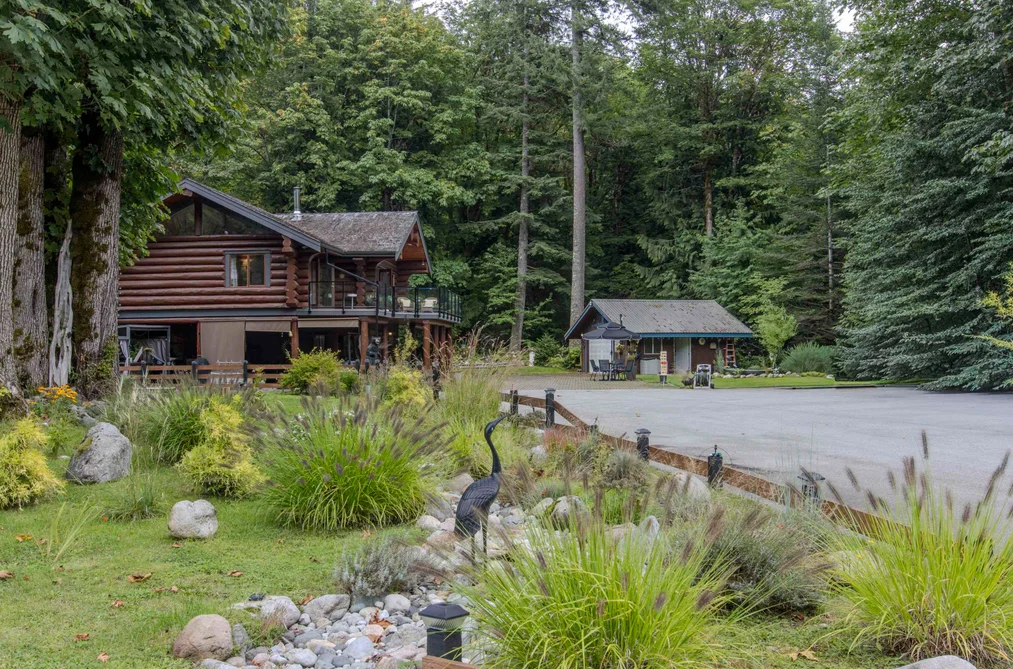 House for sale at 2020 Paradise Valley Road Squamish British Columbia - MLS: R3162341