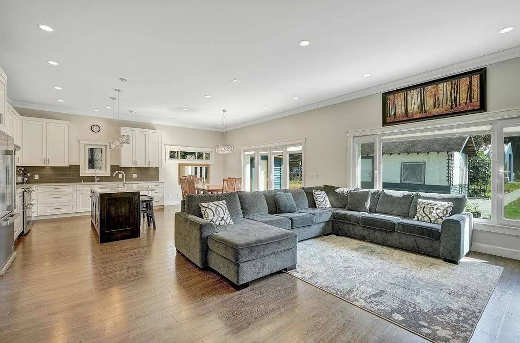 20210 28 AVENUE, Langley BC V2Z 2B9, Langley BC — Residential for Sale - Photo 2