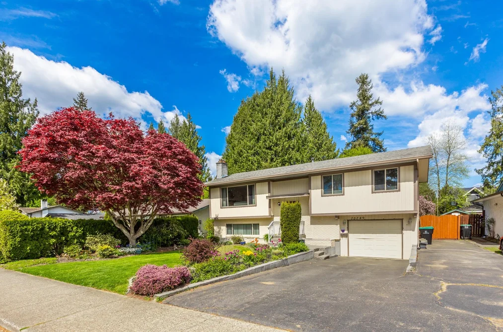 20249 44 AVENUE, Langley BC V3A 6L9, Langley BC — Residential for Sale - Photo 2