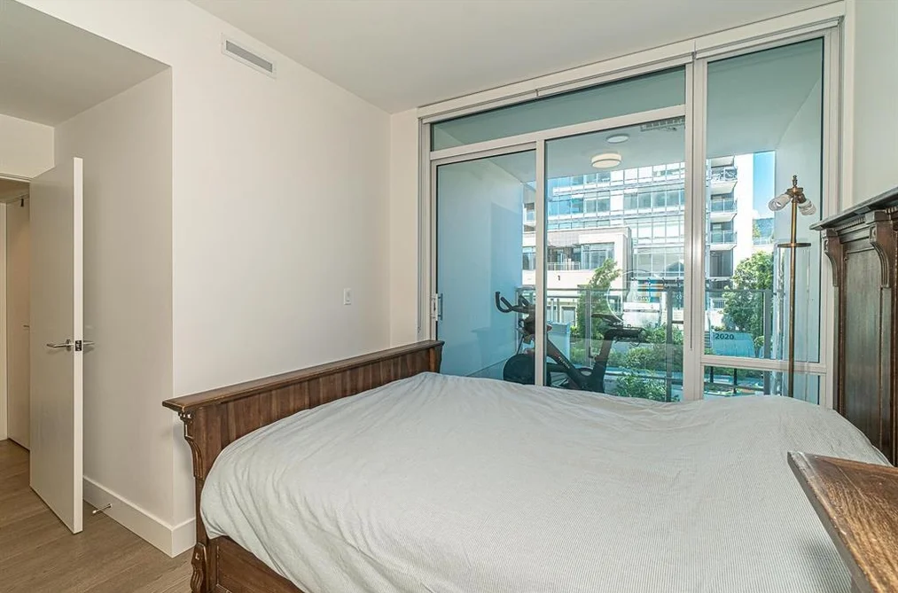 2025 CURLING ROAD, North Vancouver BC V7P 3B4, North Vancouver BC — Residential for Sale — Photo 12 of 37