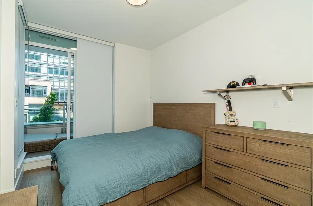 2025 CURLING ROAD, North Vancouver BC V7P 3B4, North Vancouver BC — Residential for Sale — Photo 15 of 37