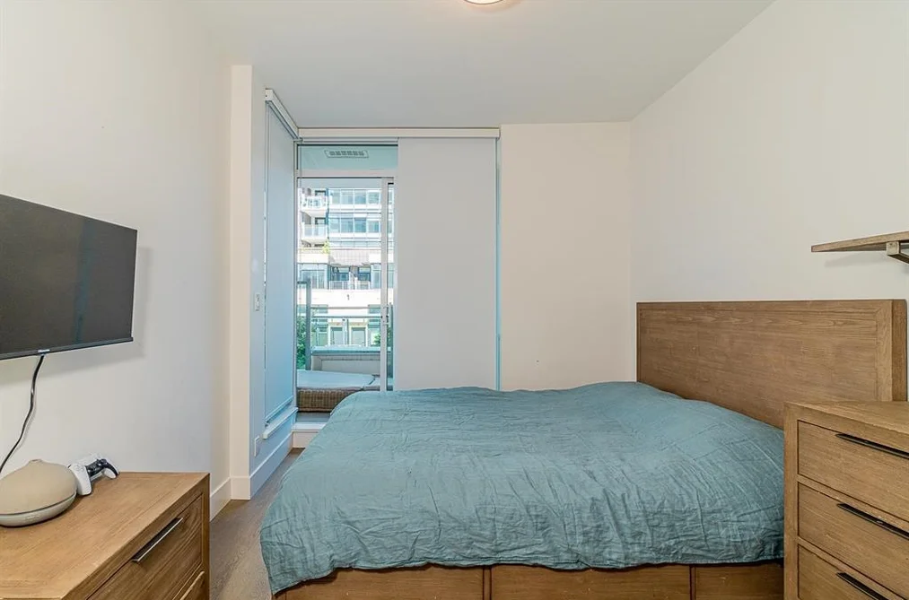 2025 CURLING ROAD, North Vancouver BC V7P 3B4, North Vancouver BC — Residential for Sale — Photo 16 of 37