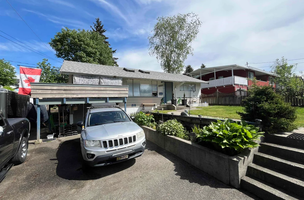 2025 HILLSIDE AVENUE, Coquitlam BC V3K 1K9, Coquitlam BC — Residential for Sale - Photo 2