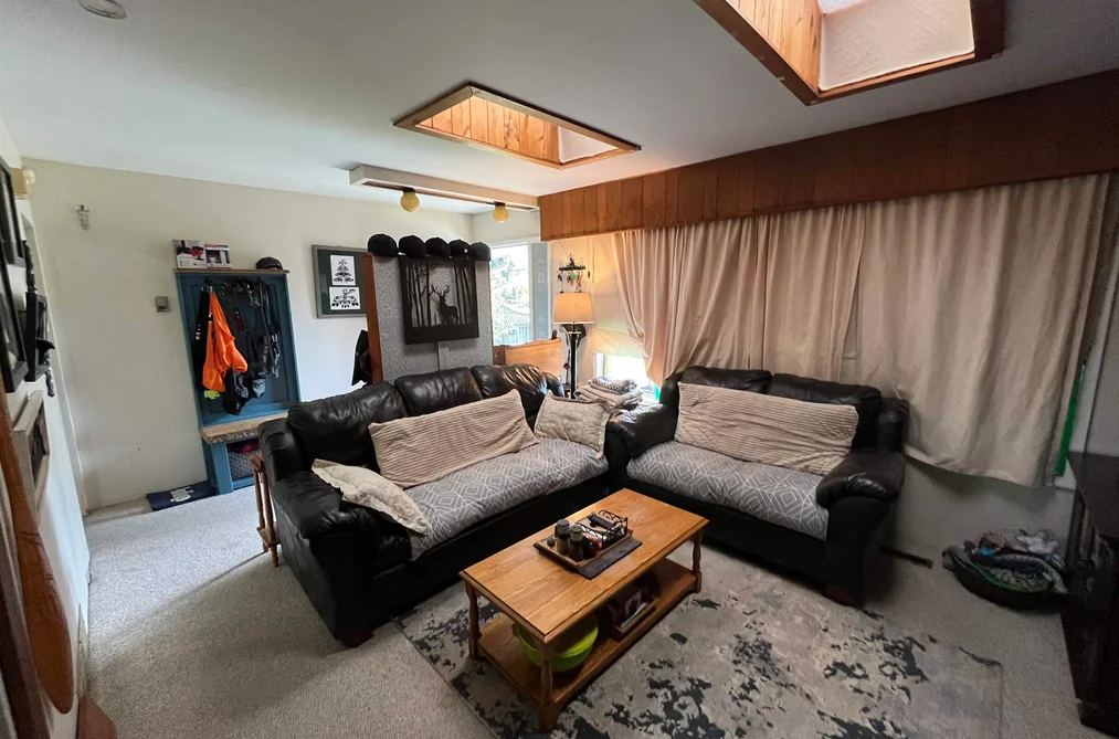 2025 HILLSIDE AVENUE, Coquitlam BC V3K 1K9, Coquitlam BC — Residential for Sale - Photo 5