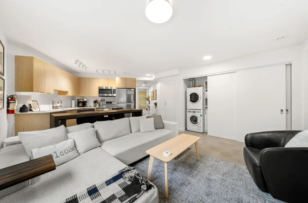 2025 Mackay Avenue, North Vancouver, BC - MLS: R3173270 - Photo 30 2025 Mackay Avenue, North Vancouver, BC - MLS: R3173270 - Photo 30