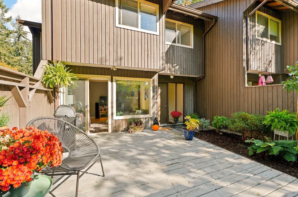 2026 Purcell Way, North Vancouver, BC - MLS: R3176588