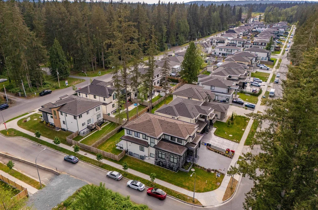 20280 27A AVENUE, Langley BC V2Z 0B6, Langley BC — Residential for Sale - Photo 2
