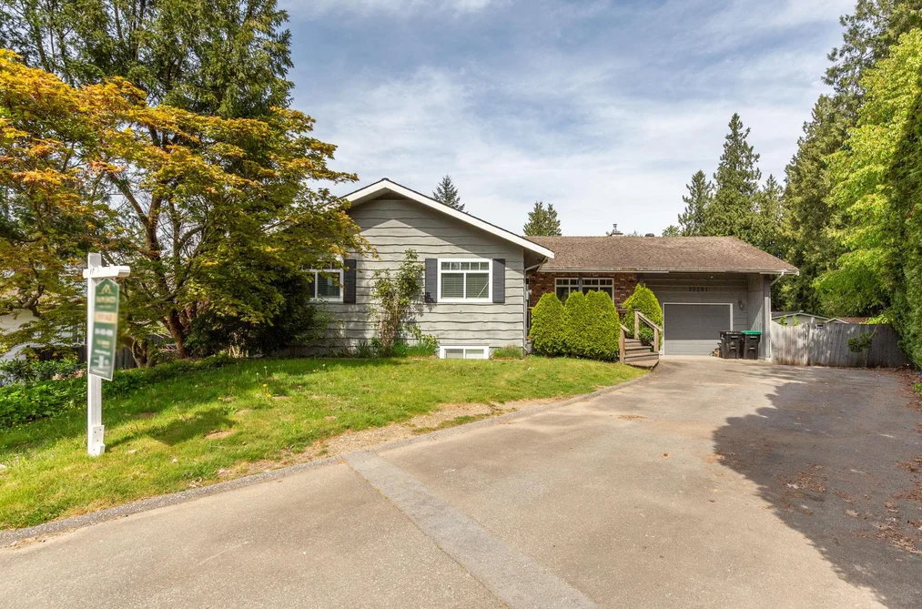 House for sale at 20281 47a Avenue Langley British Columbia - MLS: R3117686