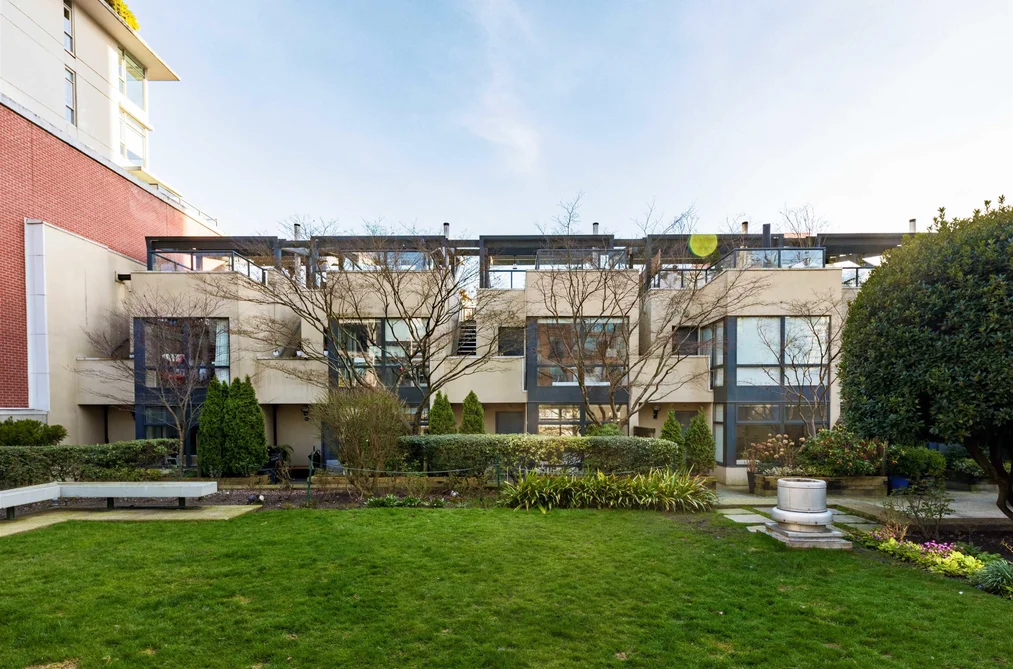 203 1155 HOMER STREET, Vancouver BC V6B 5T5, Vancouver BC — Residential for Sale - Photo 2