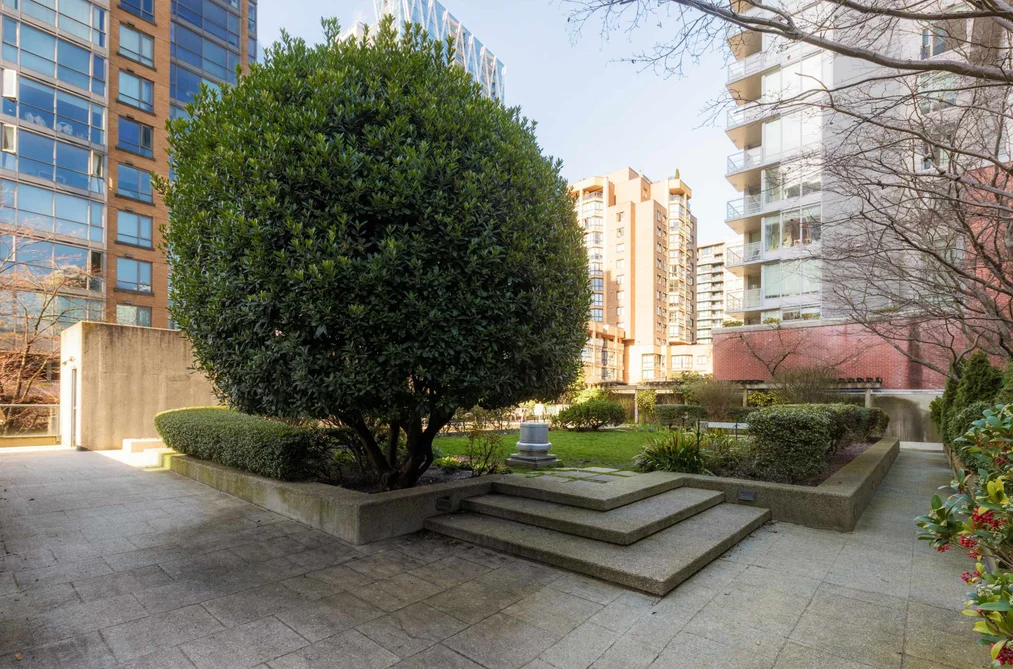 203 1155 HOMER STREET, Vancouver BC V6B 5T5, Vancouver BC — Residential for Sale - Photo 3