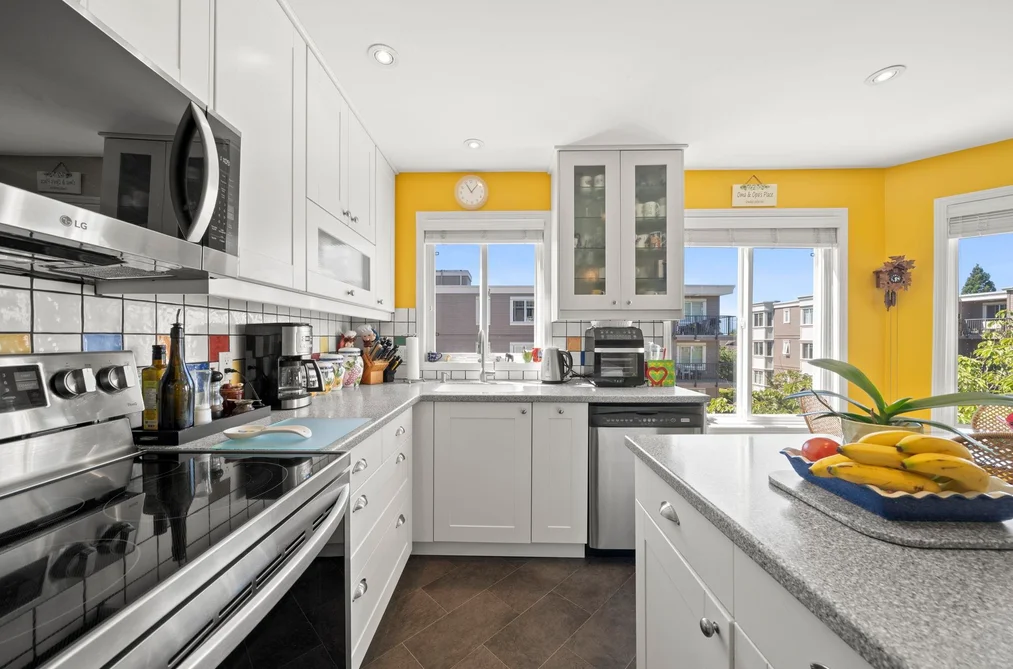 203 1327 BEST STREET, White Rock BC V4B 4E3, White Rock BC — Residential for Sale — Photo 11 of 26