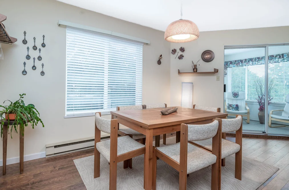 203 1378 FIR STREET, White Rock BC V4B 4B2, White Rock BC — Residential for Sale - Photo 2