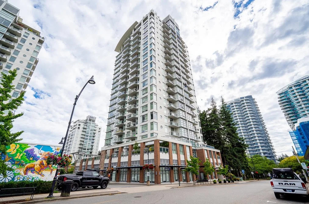 203 15152 RUSSELL AVENUE, White Rock BC V4B 0A3, White Rock BC — Residential for Sale - Photo 2