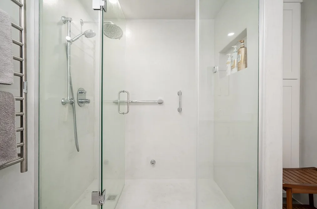 203 15152 RUSSELL AVENUE, White Rock BC V4B 0A3, White Rock BC — Residential for Sale — Photo 24 of 40
