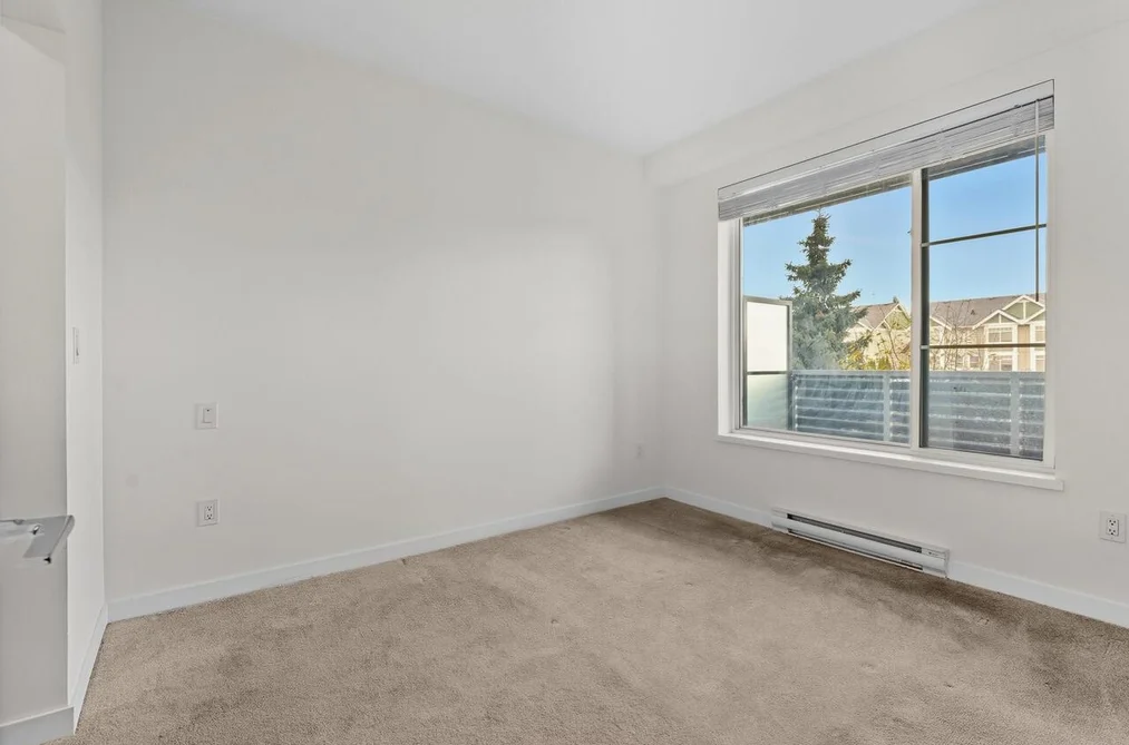 203 15858 FRASER HIGHWAY, Surrey, BC — Residential for Sale — Photo 12 of 29