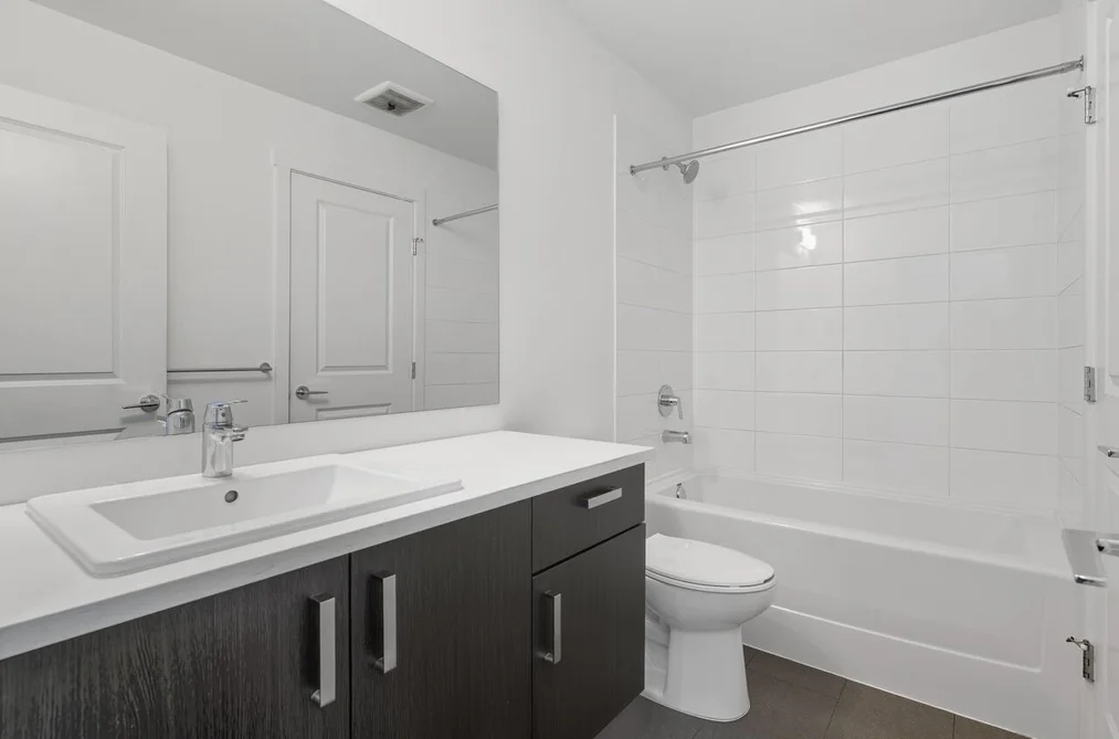 203 15858 FRASER HIGHWAY, Surrey, BC — Residential for Sale — Photo 16 of 29