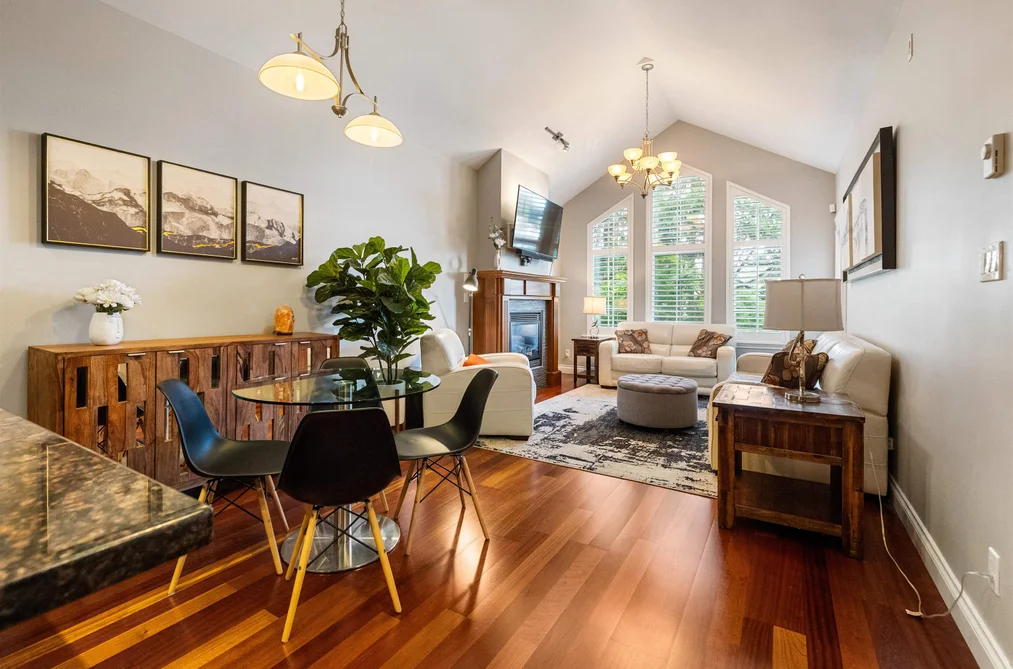 Condo for sale at 203 1642 56 Street Tsawwassen British Columbia - MLS: R3131286