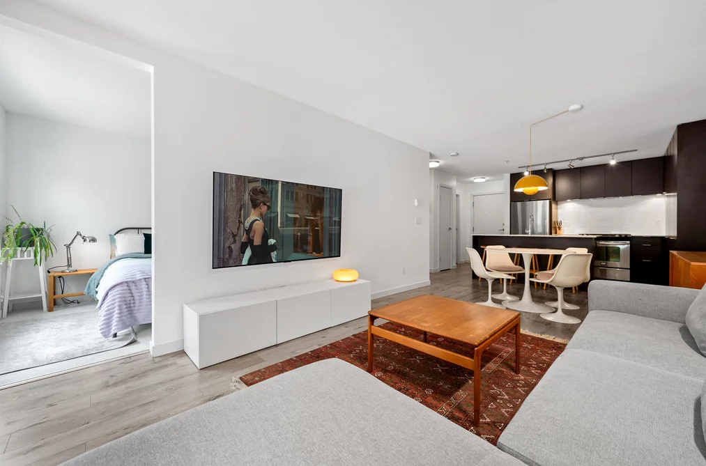 203 1677 LLOYD AVENUE, North Vancouver BC V7P 0A9, North Vancouver BC — Residential for Sale - Photo 4