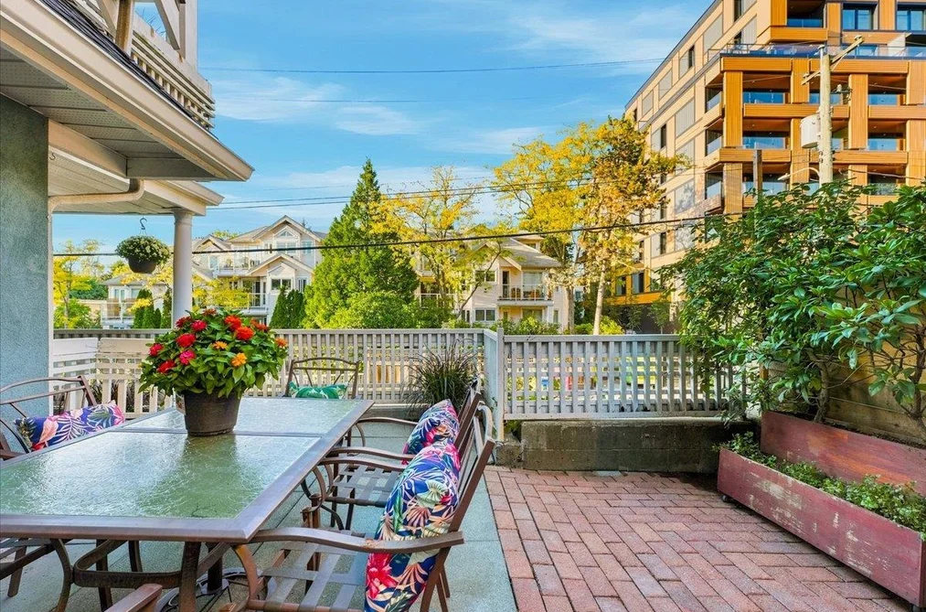 Condo for sale at 203 1729 E Georgia Street Vancouver British Columbia - MLS: R3162361