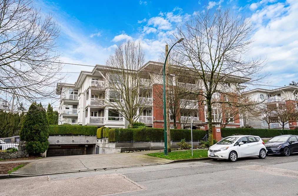 Condo for sale at 203 1858 W 5th Avenue Vancouver British Columbia - MLS: R3087851