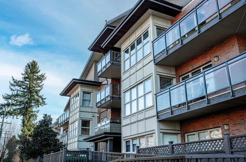 203 1988 SUFFOLK AVENUE, Port Coquitlam BC V3B 1H2, Port Coquitlam BC — Residential for Sale — Photo 3 of 17