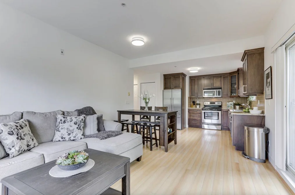 203 1988 SUFFOLK AVENUE, Port Coquitlam BC V3B 1H2, Port Coquitlam BC — Residential for Sale — Photo 6 of 17