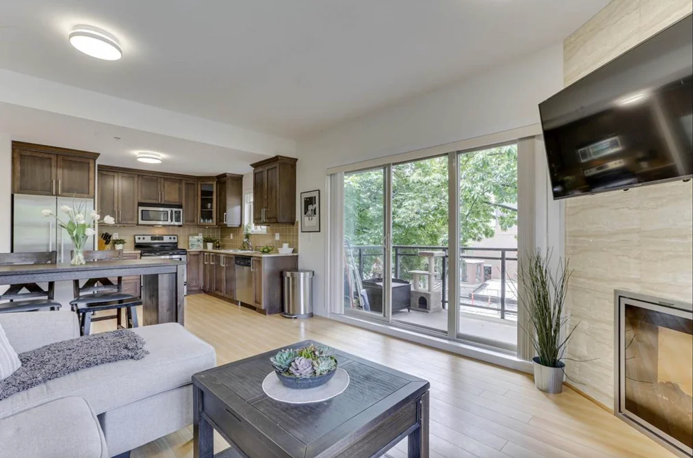 203 1988 SUFFOLK AVENUE, Port Coquitlam BC V3B 1H2, Port Coquitlam BC — Residential for Sale — Photo 7 of 17
