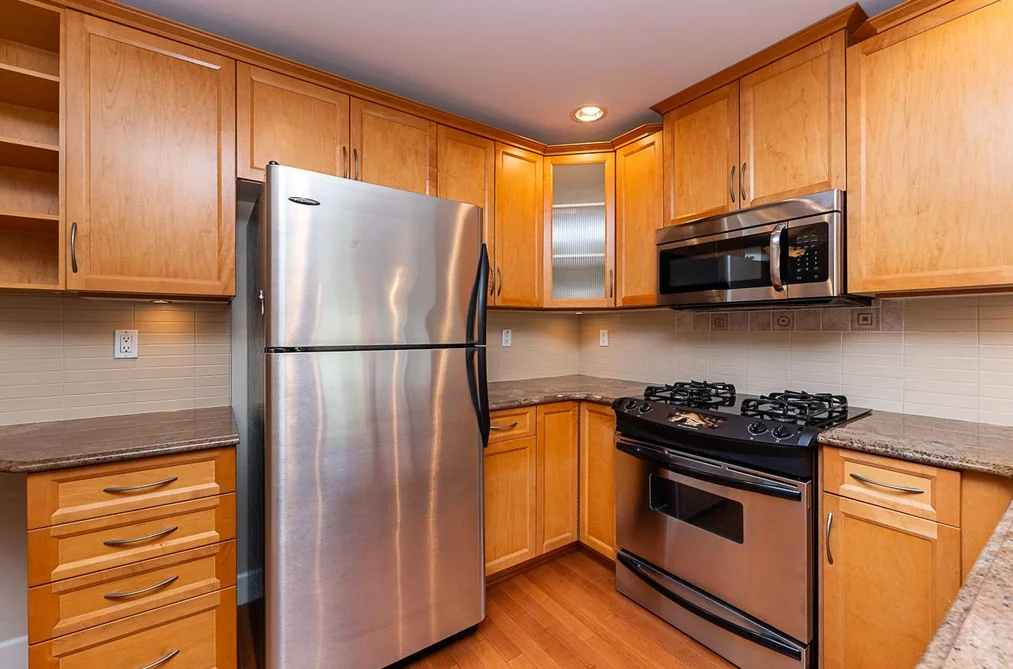 203 2103 W 45TH AVENUE, Vancouver BC V6M 2J2, Vancouver BC — Residential for Sale - Photo 3