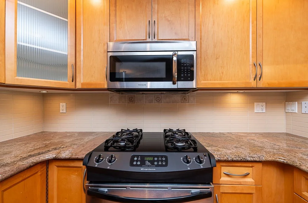 203 2103 W 45TH AVENUE, Vancouver BC V6M 2J2, Vancouver BC — Residential for Sale - Photo 4
