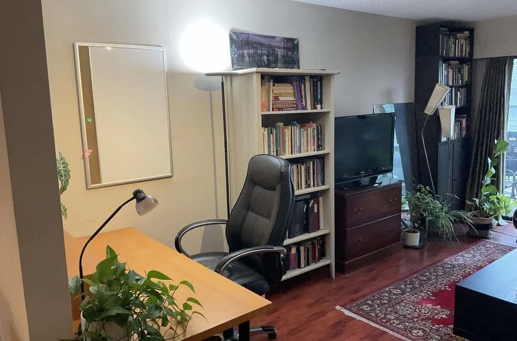 203 211 W 3RD STREET, North Vancouver BC V7M 1E9, North Vancouver BC — Residential for Sale - Photo 3