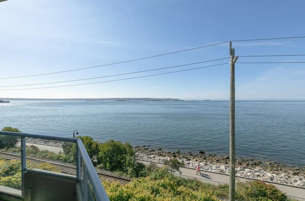 203 2190 ARGYLE AVENUE, West Vancouver BC V7V 1A4, West Vancouver BC — Residential for Sale - Photo 2