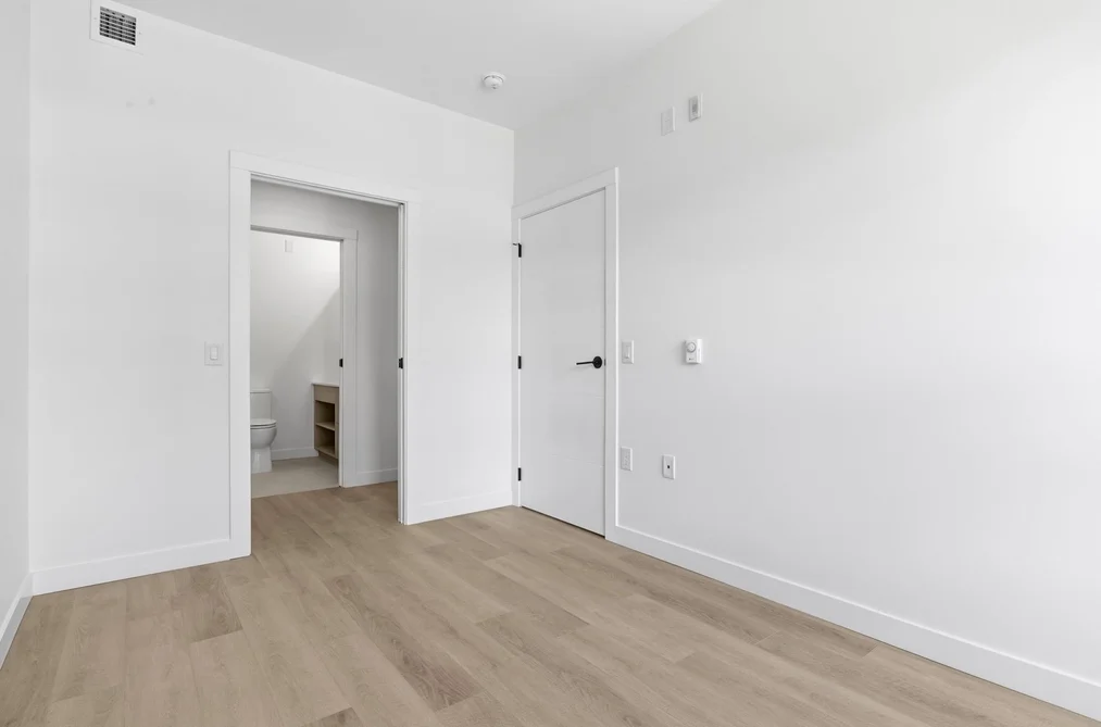 2003 - 2268 E Broadway, Vancouver, BC - MLS: R3179766 - Photo 8