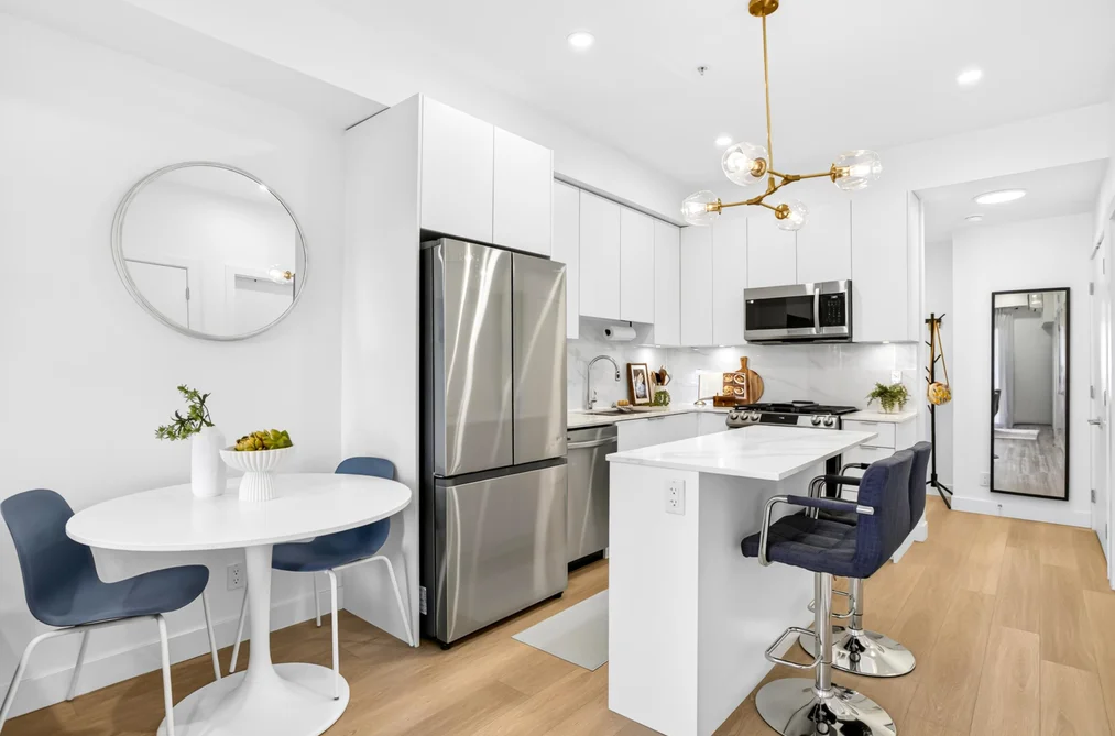 2331 Kelly Ave Unit 203, Port Coquitlam, BC - MLS: R3177475