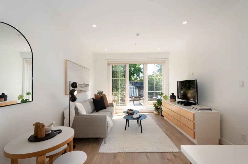Condo for sale at 203 2528 Collingwood Street Vancouver British Columbia - MLS: R3161980