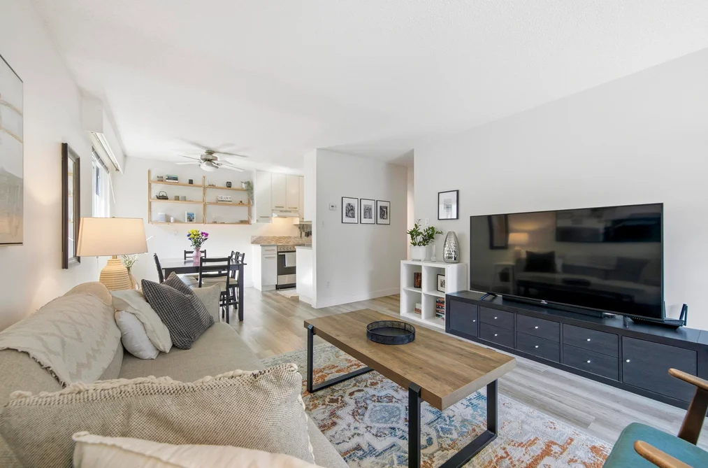Condo for sale at 203 270 W 3rd Street North Vancouver British Columbia - MLS: R3144368