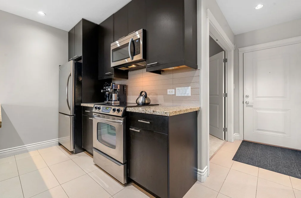 203 2970 KING GEORGE BOULEVARD, Surrey BC V4P 0E6, Surrey BC — Residential for Sale - Photo 4