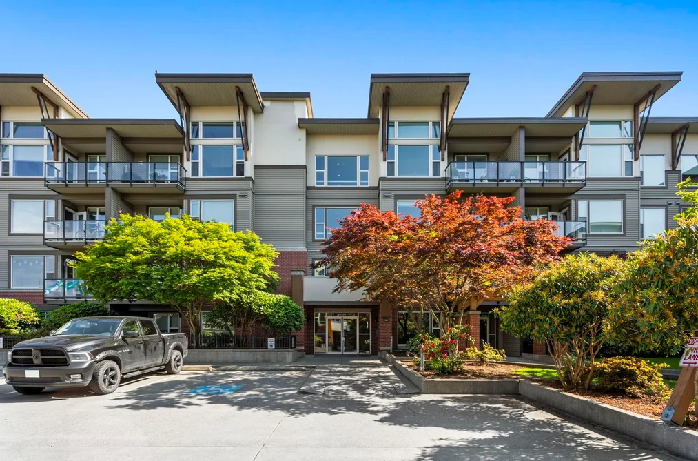 Condo for sale at 203 33539 Holland Avenue Abbotsford British Columbia - MLS: R3101506