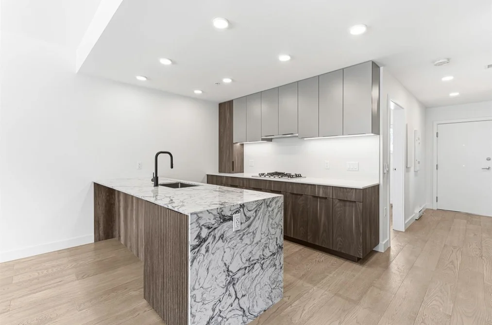 203 3590 W 39TH AVENUE, Vancouver BC V6N 3A5, Vancouver BC — Residential for Sale - Photo 3