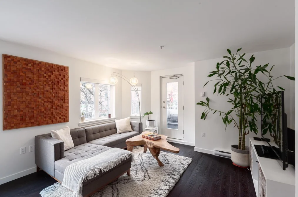 203 370 CARRALL STREET, Vancouver, BC — Residential for Sale — Photo 3 of 27