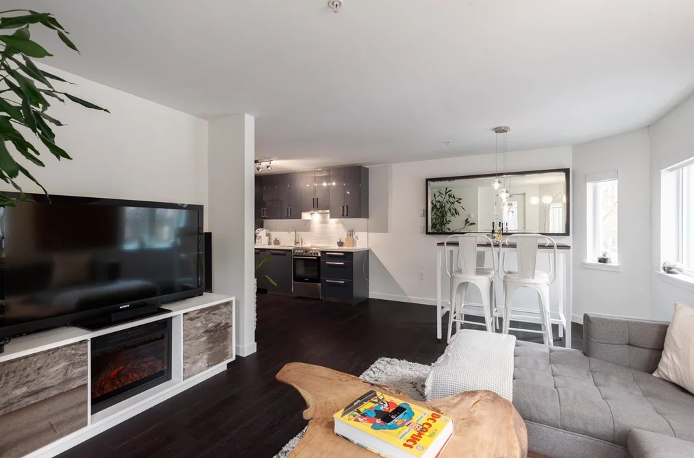 203 370 CARRALL STREET, Vancouver, BC — Residential for Sale — Photo 5 of 27