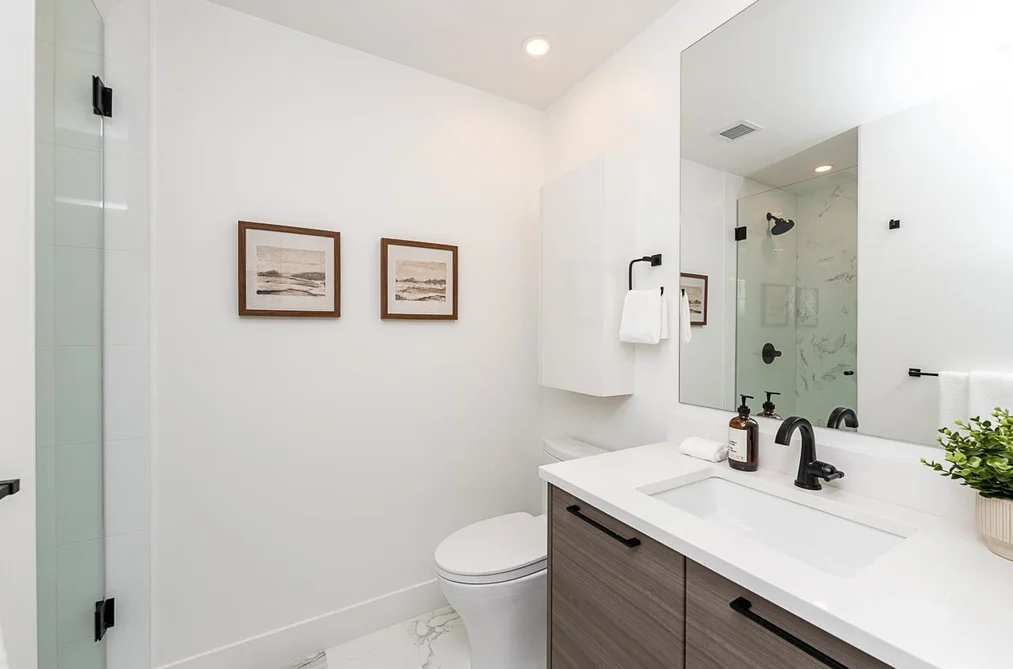 203 422 LAKEWOOD DRIVE, Vancouver BC V5L 4L7, Vancouver BC — Residential for Sale — Photo 5 of 9