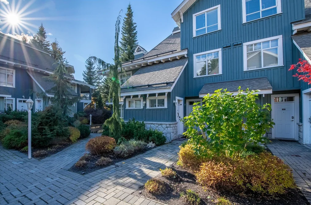 Townhouse for sale at 203 4405 Blackcomb Way Whistler British Columbia - MLS: R3102743